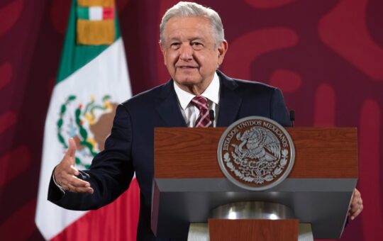 AMLO: El cambio de aeropuertos es voluntario