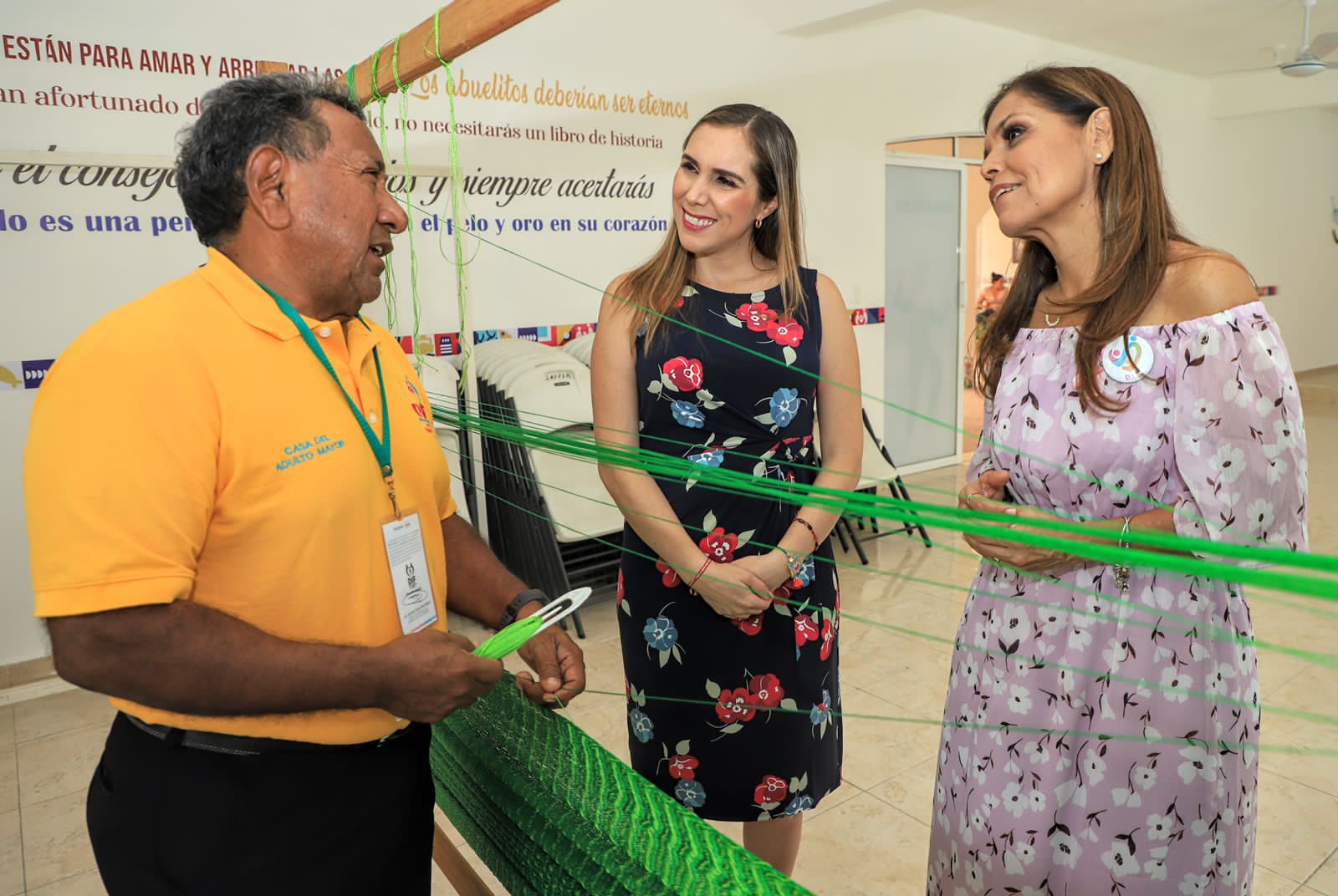Atenea Gómez refrenda su compromiso con las abuelitas y abuelitos de la ...